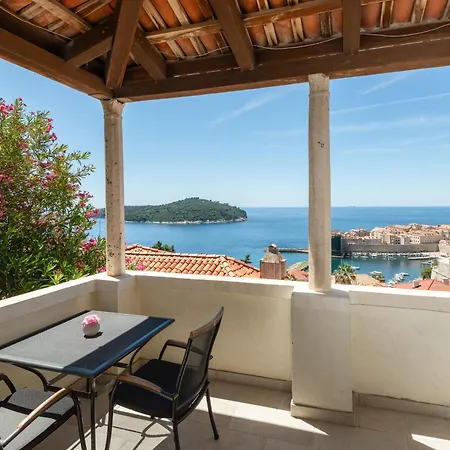 Astelas Dubrovnik