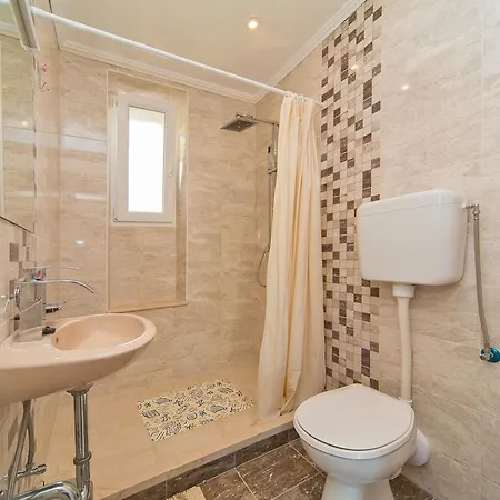 Astelas Guest house