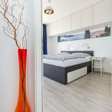 Astelas Guest house